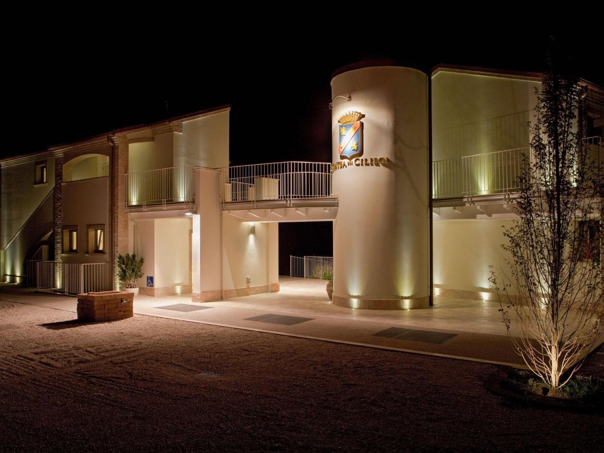 Holiday Resort Contea Dei Ciliegi Pedaso Εξωτερικό φωτογραφία