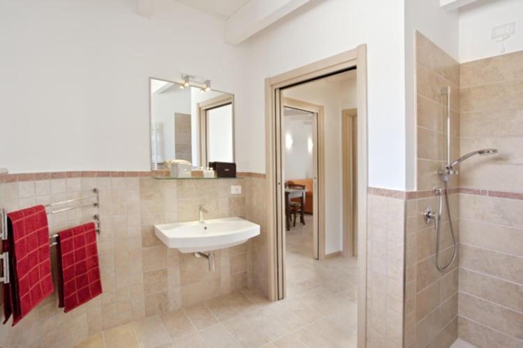 Holiday Resort Contea Dei Ciliegi Pedaso Εξωτερικό φωτογραφία